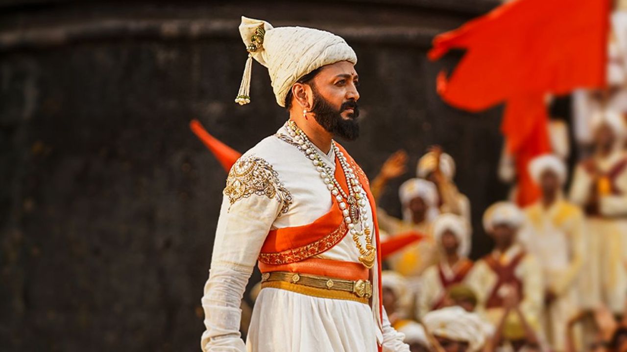 अजय–अतुल यांच्या सुरेल सूरांतून हिंदवी स्वराज्याला सलामी; ‘राजा शिवाजी’ चित्रपटातील अंगावर काटा आणणारं गाणं प्रेक्षकांच्या भेटीला