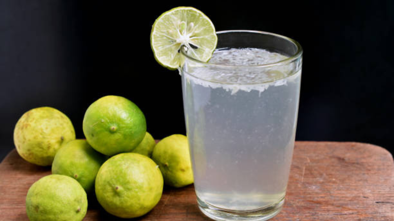 उन्हाळ्यात साखर-मिठाचे पाणी का प्यावे? जाणून घ्या आरोग्याला होणारे फायदे