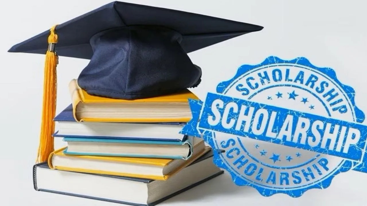 परदेशी शिष्यवृत्तीत शाखानिहाय वाटपावर प्रश्नचिन्ह, अभियांत्रिकीला झुकते माप; इतर शाखेतील विद्यार्थ्यांची नाराजी