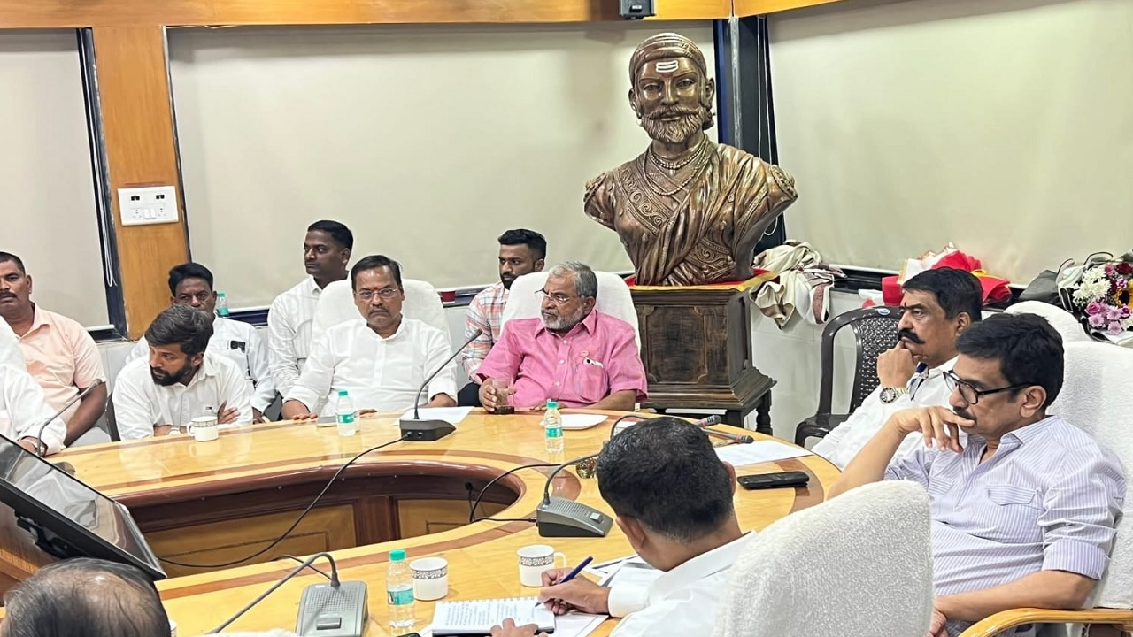 कर्जबाजारी आंबा बागायतदारांसाठी राजू शेट्टी सरसावले; नवी मुंबईतील बैठकीत घेतला मोठा निर्णय