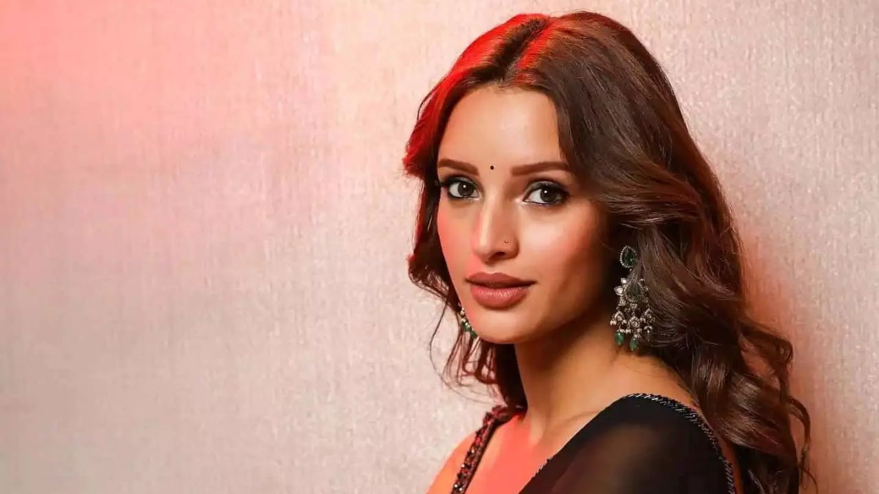 तृप्ति डिमरीने रचला इतिहास, आलिया-दीपिकालाही टाकलं मागे; आता इंटरनॅशनल स्तरावर करणार भारताचे प्रतिनिधित्व