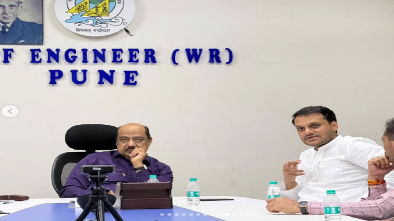 युगेंद्र पवार यांची कृष्णा खोरे महामंडळाच्या अधिकाऱ्यांशी सकारात्मक चर्चा; येत्या 2 दिवसांत…