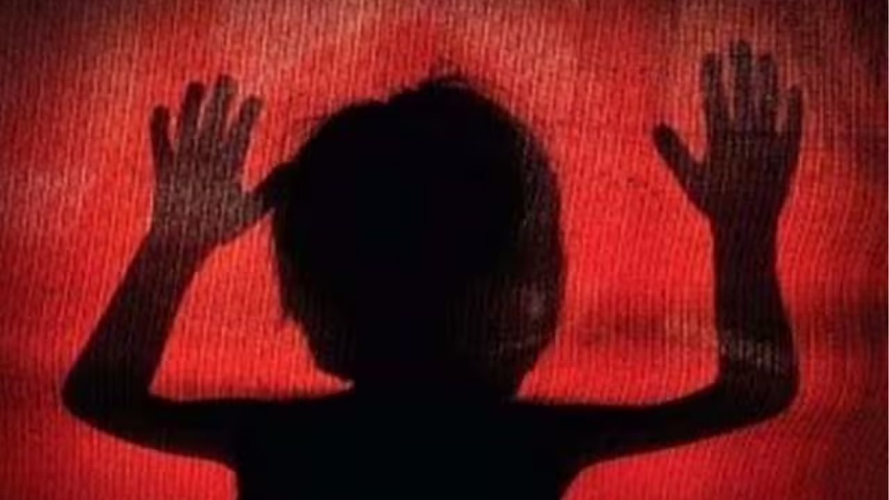 Bhandara Crime: भंडाऱ्यात संतापजनक घटना! 5 वर्षीय चिमुकलीवर अत्याचार; शेतात नेलं, मारहाण केलं आणि…