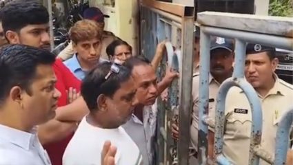 Ulhasnagar: उल्हासनगर मनपेत दिव्यांगांचे मानधन थकले; संतप्त दिव्यांगांचे पालिकेत आंदोलन