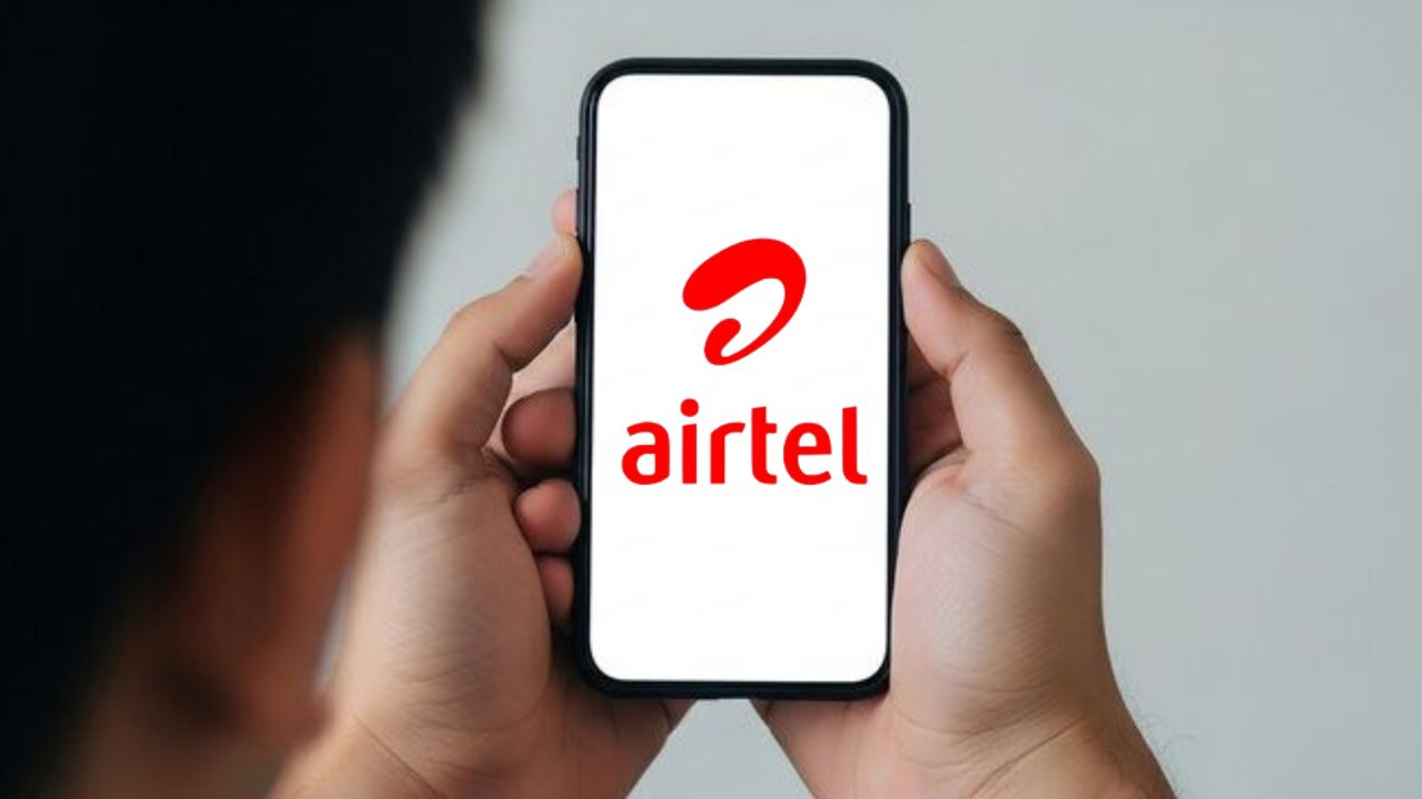 Airtel Rs 355 vs Airtel Rs 379: किंमतीत केवळ 24 रुपयांचा फरक… कॉलिंग आणि डेटामध्ये कोणता प्लॅन ठरतो बेस्ट?