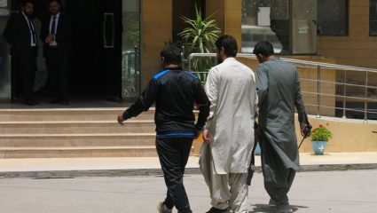 Balochistan Attack : पाकिस्तानात क्रूरतेचा कळस! ओळखपत्र दाखवण्यास नकार देताच 5 जणांना केले भुईसपाट; देशात हायअलर्ट