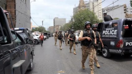 Terrorism Update : पाकिस्तानच्या बन्नूमध्ये पोलीस व्हॅनवर रॉकेट हल्ला, 1 कॉन्स्टेबल ठार, 2 जखमी; सीमावर्ती भागात भीतीचे वातावरण