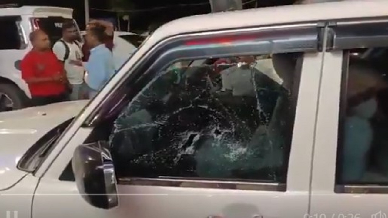 Bengal Violence : सुवेंदू अधिकारी यांच्या पीएची गोळ्या झाडून हत्या; चारपैकी तीन गोळ्या थेट डोक्यात