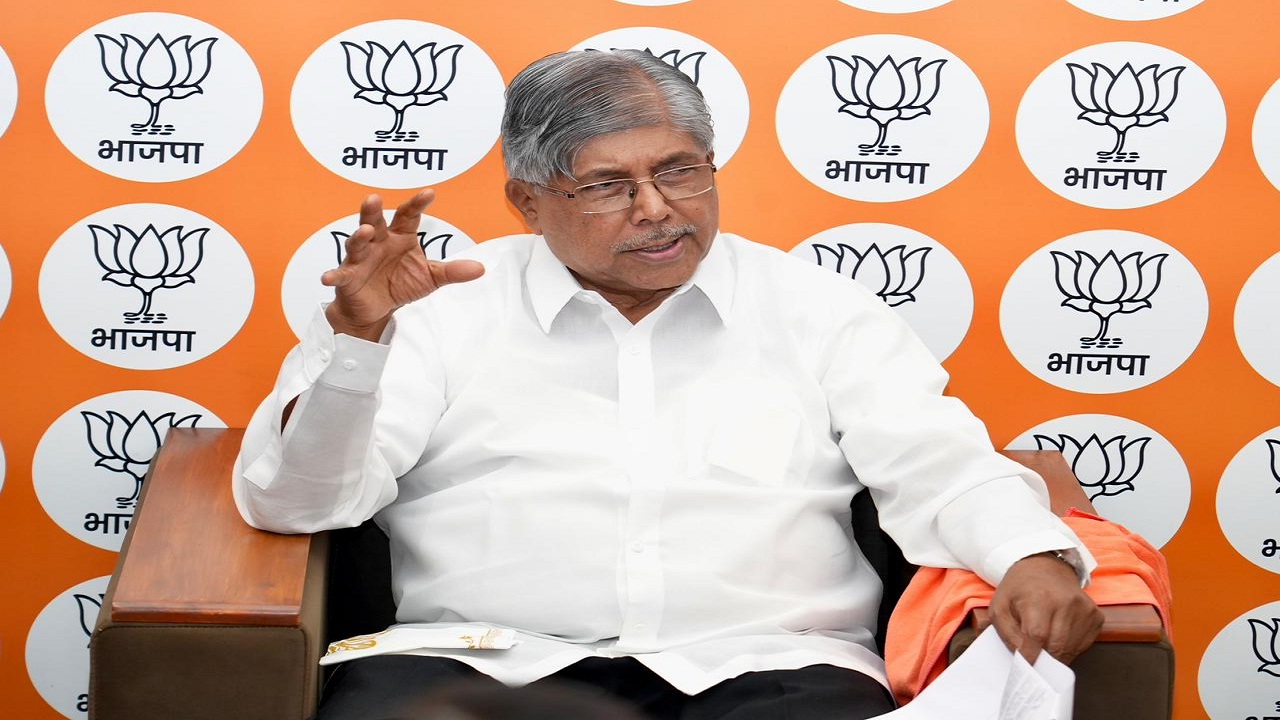 बाणेर-बालेवाडीतील वीज समस्यांवरुन चंद्रकांत पाटील आक्रमक; महावितरणच्या अधिकाऱ्यांना दिल्या ‘या’ सूचना