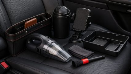 Car Care Tips : लांब प्रवास असो वा रोजचा वापर! कारमध्ये असायलाच हव्यात ‘या’ 5 बजेट-फ्रेंडली अ‍ॅक्सेसरीज