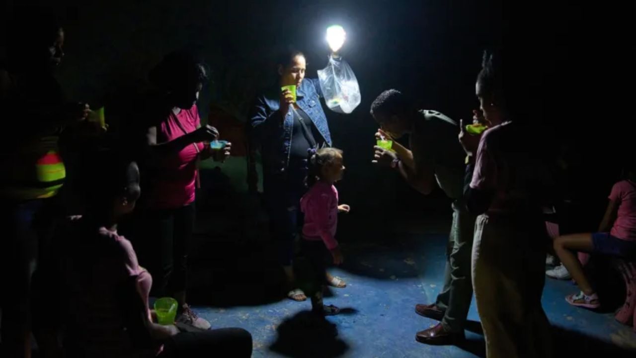Blackout: ‘आमच्याकडे इंधन नाही!’ अखेर ‘या’ देशात झाले 22 तासांचे ‘महा-ब्लॅकआऊट’; ऊर्जा मंत्र्यांनी टीव्हीवर सांगितली हतबलता