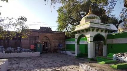 Dhar Bhojshala Case : नमाजवर बंदी, तर हिंदूंना पुजेचा अधिकार; धार भोजशाळा प्रकरणात हायकोर्टाचा मोठा निर्णय