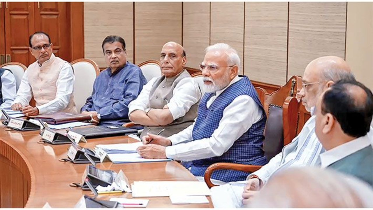 कॅबिनेट बैठकीत महत्त्वाचा निर्णय! 80 कोटी लोकांना होणार फायदा, रेशन योजनेत ‘या’ तीन प्रमुख सुधारणा लागू