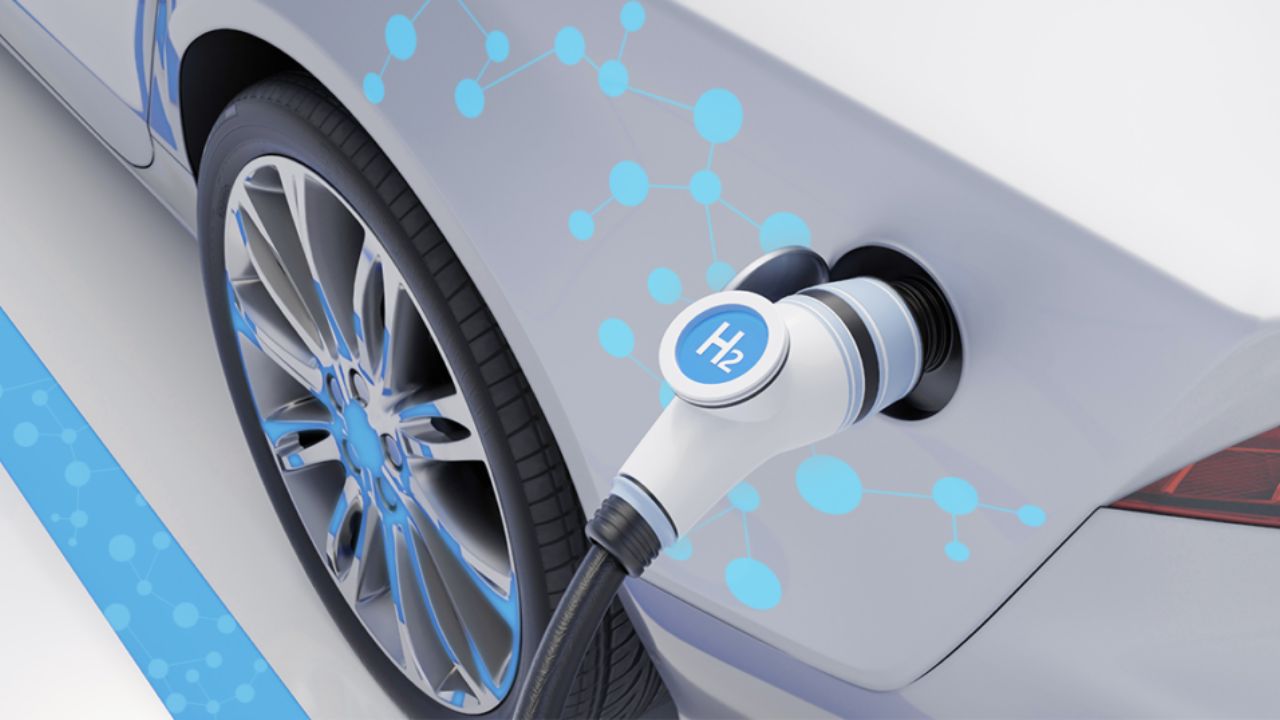 Hydrogen Car Technology : गाड्यांमध्ये हायड्रोजन इंधन कसे काम करते? पेट्रोल, डिझेल आणि CNG पेक्षा किती स्वस्त असेल?