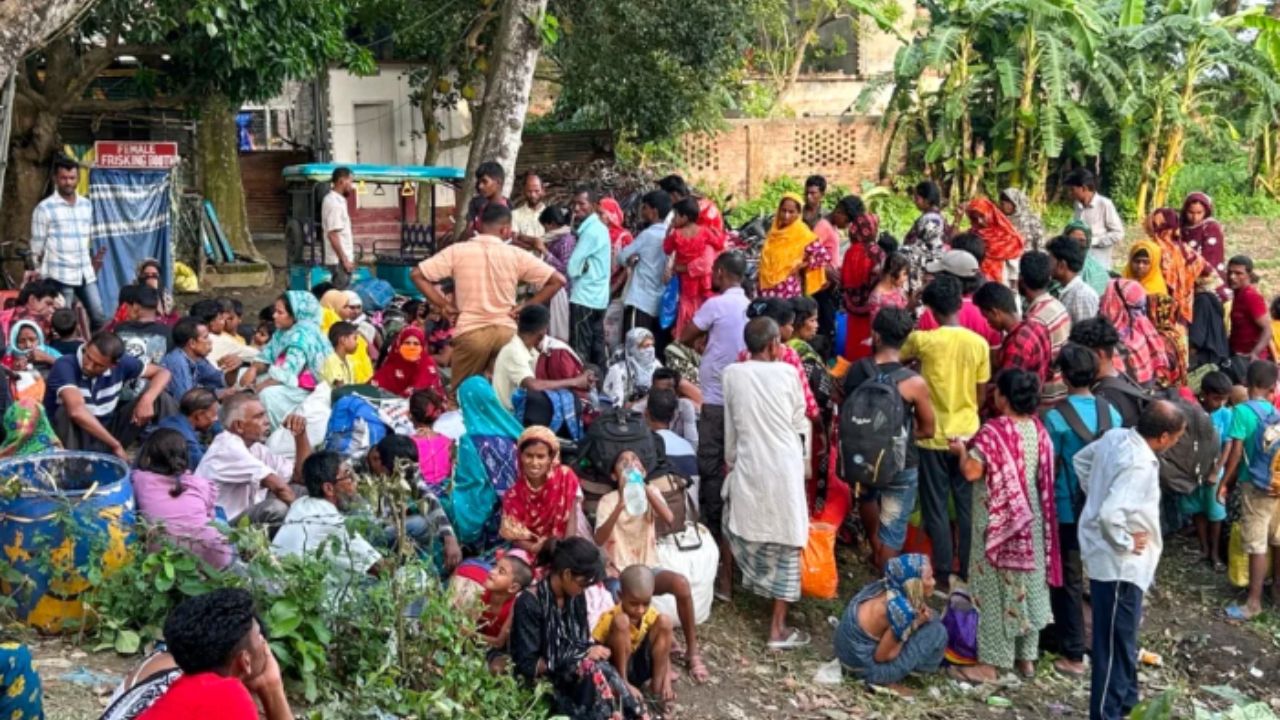 BSF India: घुसखोरांविरोधात परराष्ट्र मंत्रालयाचा बांगलादेशला अल्टीमेटम; अमित शाहांच्या विधानानंतर सीमेवर अभूतपूर्व स्थिती