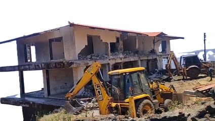Maharashtra News: एकावर कारवाई, 270 बांधकामांना संरक्षण कुणाचे? पाचगणीत अनधिकृत बांधकामांवरून सवाल