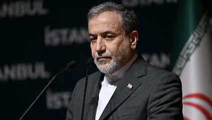 US Iran Conflict : ‘आम्ही युद्धासाठी सज्ज’ ; ट्रम्प यांनी Peace Plan फेटाळताच इराणची विनाशाची धमकी, युद्ध अटळ?