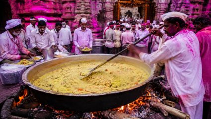 Jyotiba: दख्खनचा राजा ज्योतिबाला खिचडीचा नैवेद्य अर्पण करण्याची काय आहे परंपरा, जाणून घ्या