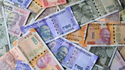 कागदी नोटा बंद होणार? बाजारात येणार प्लास्टिकच्या नोटा… RBI चा नेमका प्लॅन काय?