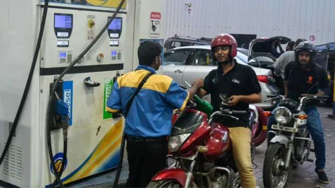 Petrol – Diesel बाबत सरकारचा मोठा निर्णय, 1 जूनपासून लागू होणारी करकपात जाहीर; काय होणार परिणाम?