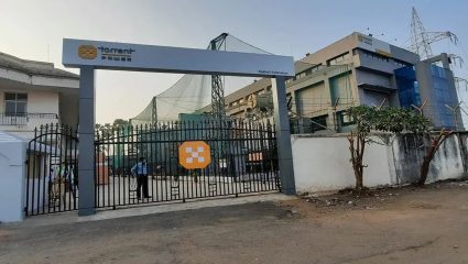 Karjat News : ‘गुजरातच्या कंपनीसाठी सरकार काम करतेय?’ टोरंट प्रकल्पावर बाबू घारे यांचा आरोप, कर्जतमध्ये मोर्चाची घोषणा