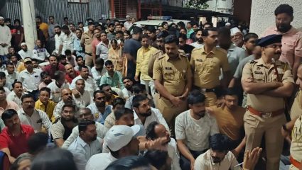 Nasrapur Crime News: चिमुरडीवरील अत्याचारानंतर भोर तालुक्यात जनक्षोभ; पुणे-सातारा महामार्ग  रोखला