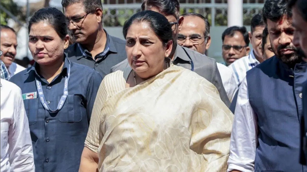 Rajya Sabha Election 2026: सुनेत्रा पवारांच्या राज्यसभेच्या जागेसाठी १८ जूनला पोटनिवडणूक; बड्या नेत्याच्या नावाची चर्चा