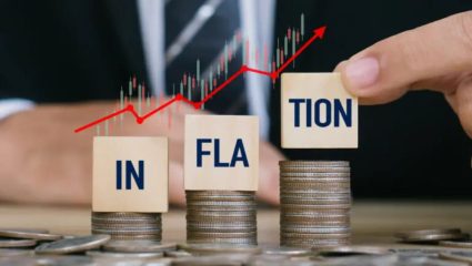 Inflation India: ‘युद्ध नव्हे, तर सरकारची धोरणेच महागाईला जबाबदार’; पंतप्रधानांच्या माजी आर्थिक सल्लागारांचा घरचा आहेर