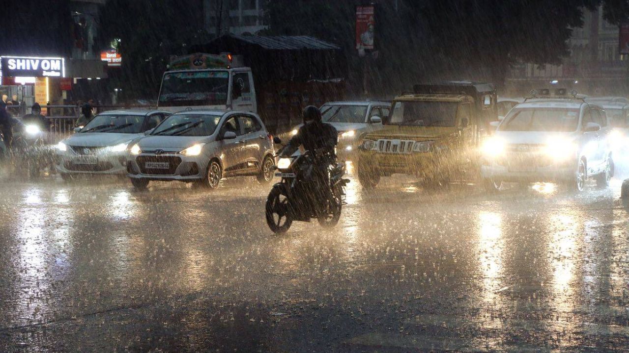 Cyclone alert 15 states: सावध रहा! १५ राज्ये, ताशी ९० किमी वेगाने वाहणार वादळी वारे, IMD कडून सतर्कतेचा इशारा