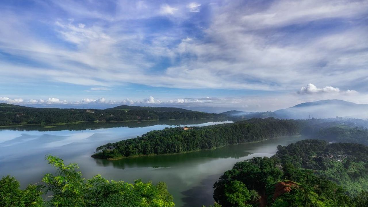 Shillong Diaries: निसर्गाची अशीही खंत! देशातील ‘या’ सरोवराला म्हणतात ‘Water of Tears’; यामागे ‘अशी’ अत्यंक भावुक लोककथा