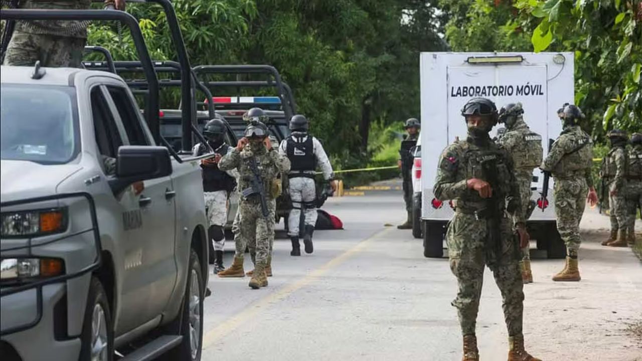 Mexico Shooting : मेक्सिकोत गँगवॉरचा भडका! अंदाधुंद गोळीबारात एका चिमुकल्यासह १० ठार, परिसरात खळबळ