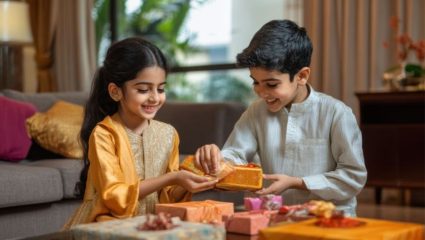 National Brothers Day : लहानपणीची भांडणं अन आयुष्यभराची सोबत! आज आहे ‘राष्ट्रीय बंधू दिन’; जाणून घ्या त्याचे महत्त्व