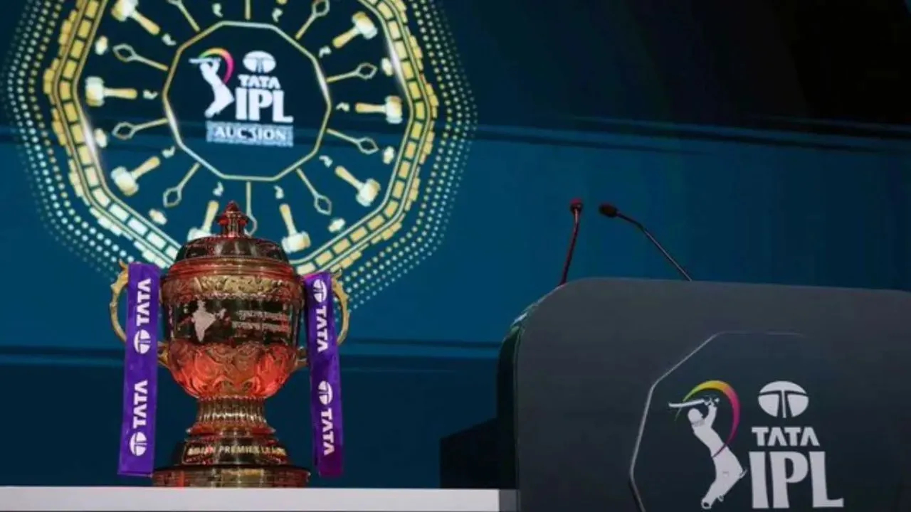 IPL 2026 Playoffs: असं कुठं असतंय व्हय? जागा एक अन् दावेदार अनेक; SRH च्या एका विजयाने मोठी उलथापालथ