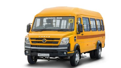 खर्च कमी आणि परफॉर्मन्स भारी! Force Motors ची नवीन ‘ट्रॅव्हलर एन’ श्रेणी लाँच