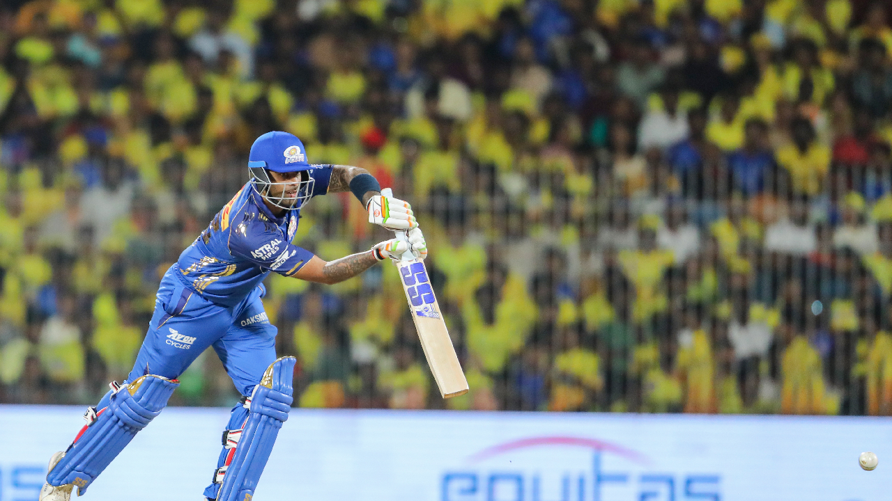 मुंबई पलटणच्या अडचणी वाढणार? उद्या Suryakumar Yadav खेळणार की नाही? पहा महत्वाची बातमी