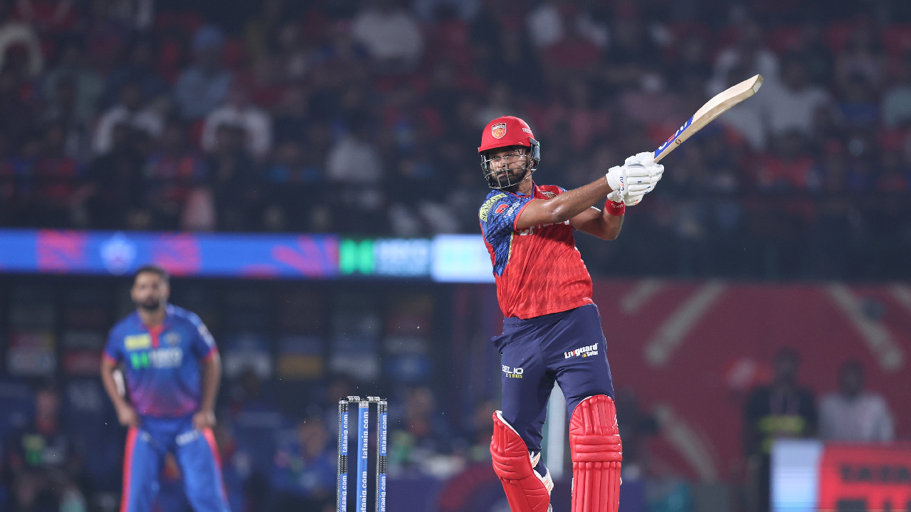 PBKS Vs DC Live: प्रियांशने रडवले तर Shreyas Iyer ने धू-धू धुतले, दिल्लीला 211 रन्सचे टार्गेट