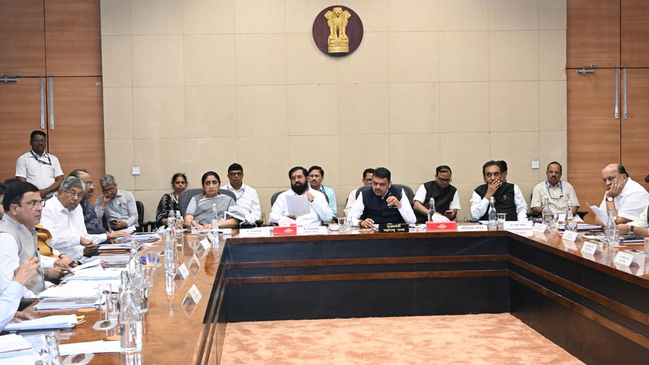 “… संस्था सुरु करण्यास परवानगी दिली जाणार नाही”; नेमके काय म्हणाले CM Devendra Fadnavis?