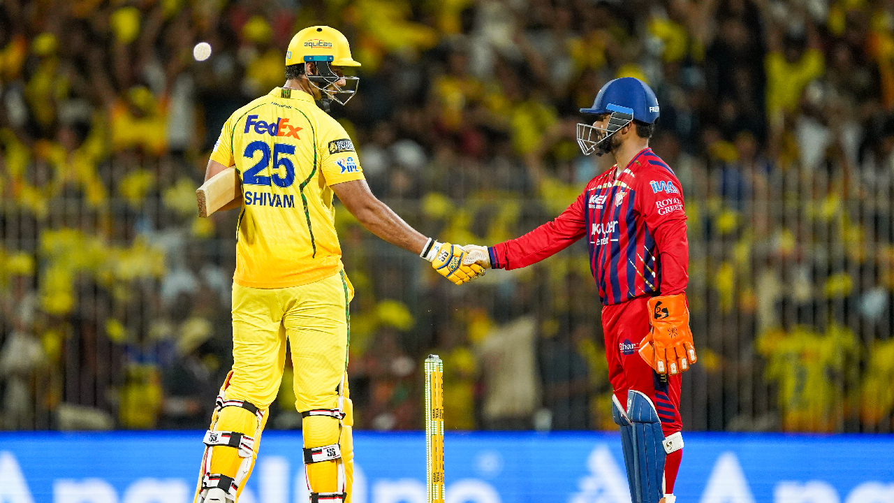 LSG VS CSK Live: लखनौ सीएसकेचा वचपा काढणार? ऋषभ पंतचा टॉस जिंकून गोलंदाजीचा निर्णय