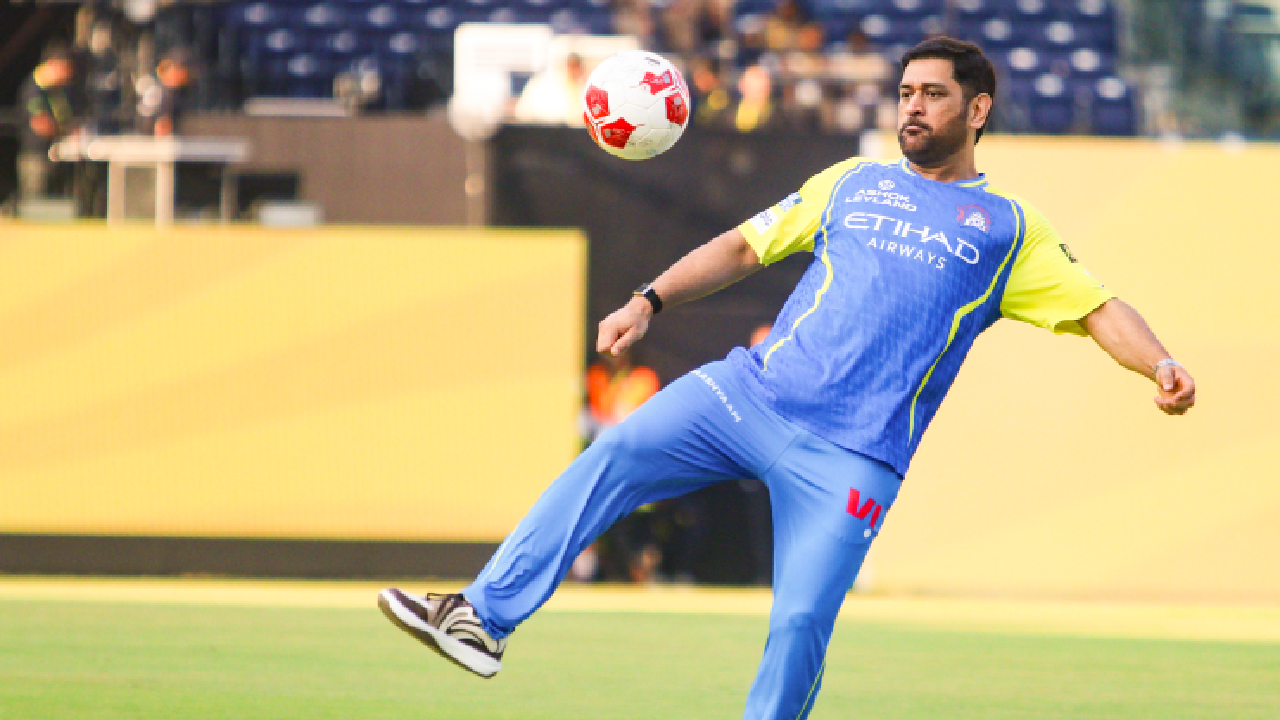 हाहा:कार! IPL 2026 मध्ये MS Dhoni दिसणार नाही? गुजरातविरुद्ध खेळणार? वाचा सविस्तर…