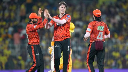 भयानक वादळ! IPL 2026 मध्ये रन्सचा पाऊस पडणार; SRH ला टॉप 2 मध्ये जाण्यासाठी थेट…