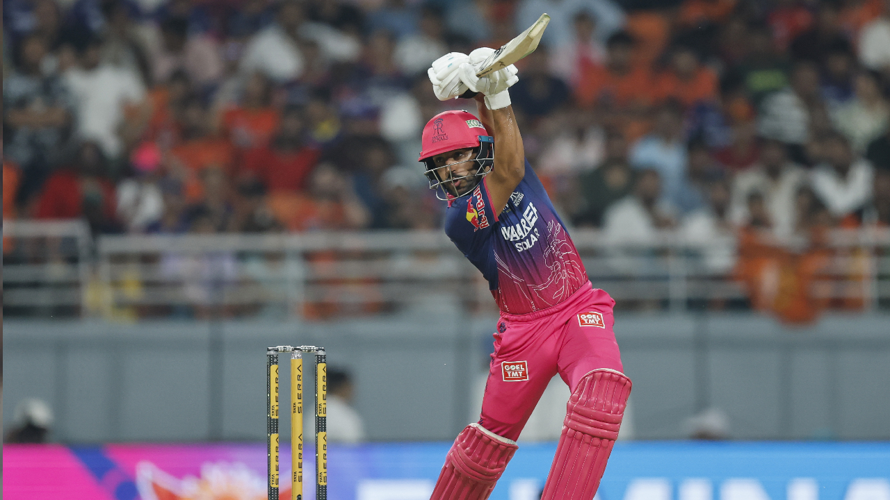 RR Vs SRH Live: राजस्थानचा ‘ध्रुव’ चमकला; आक्रमक अर्धशतक लगावले; एसआरएचला विजयासाठी 244 रन्सची गरज