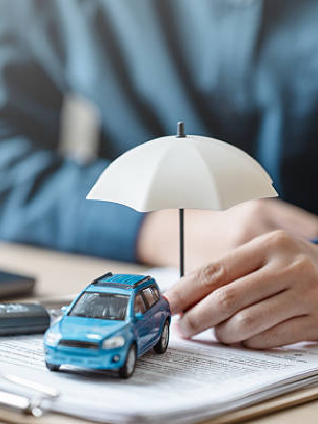 Car Insurance घेताना 'या' चुका टाळा