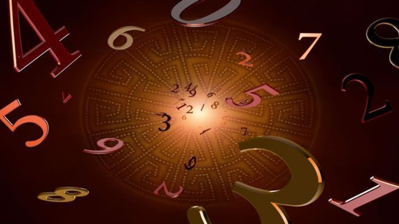 Numberlogy: शनि अमावस्येच्या दिवशी या मूलांकाच्या लोकांना होईल व्यवसायात फायदा