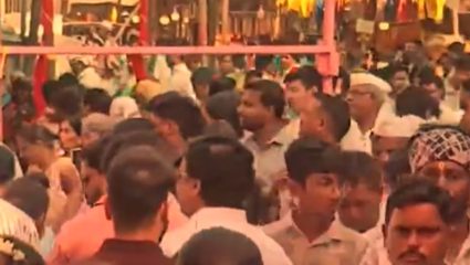 Pandharpur : विठ्ठलाच्या दारात भाविकांची लूट? मंदिर समितीची मोठी कारवाई