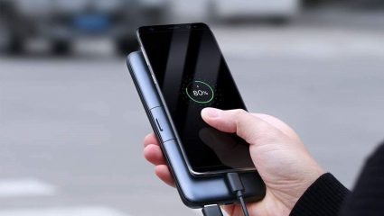 Power Bank Tips: फ्लाइटमध्ये पावर बँक वापरताय? सावधान… ‘या’ चुका ठरू शकतात धोकादायक