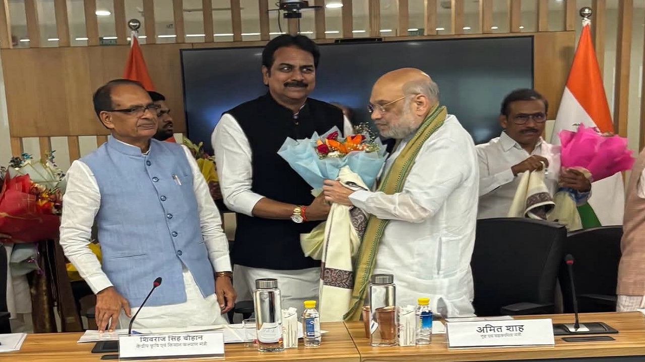 साखर उद्योगाला केंद्र सरकारचा मोठा दिलासा, मागण्यांबाबत 10 दिवसांत निर्णय घेणार; अमित शहांची ग्वाही