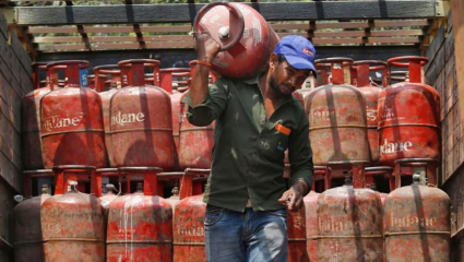 LPG New Rules: आता Booking ची पद्धतही बदलली? ‘या’ नियमांशिवाय एलपीजी गॅस Cylinder ची डिलिव्हरी होणार नाही