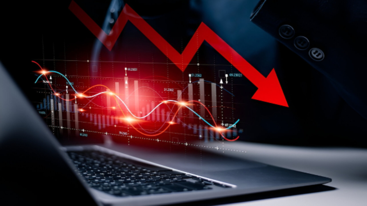 Share Crash: बुडाले रे बुडाले… एका मिनिटांत 1700 कोटींची संपत्ती खाक, गुंतवणूकदारांमध्ये खळबळ, नेमकं काय घडलं?
