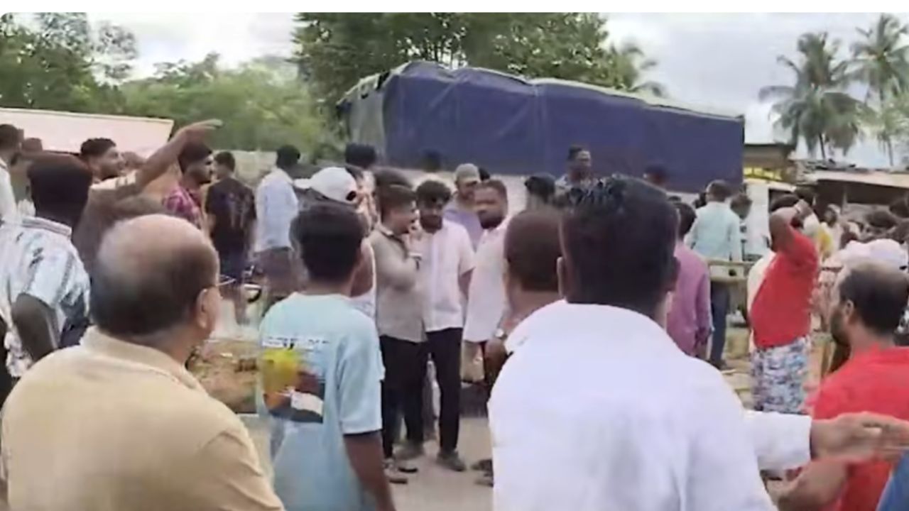 Sindhudurg : सिंधुदुर्गच्या पर्यटकांना मांद्रेत मारहाण, पोलिसांनी दखल न घेतल्याने रोष