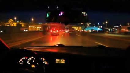Tips For Safe Driving : रात्री गाडी चालवणे भीतीदायक वाटते? या स्मार्ट टिप्सने करा प्रवास सुरक्षित आणि तणावमुक्त
